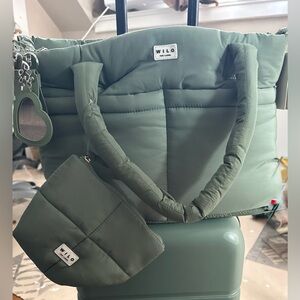 Wilo The Label Olive Green Quilted Tote Bag with Zipper Pouch